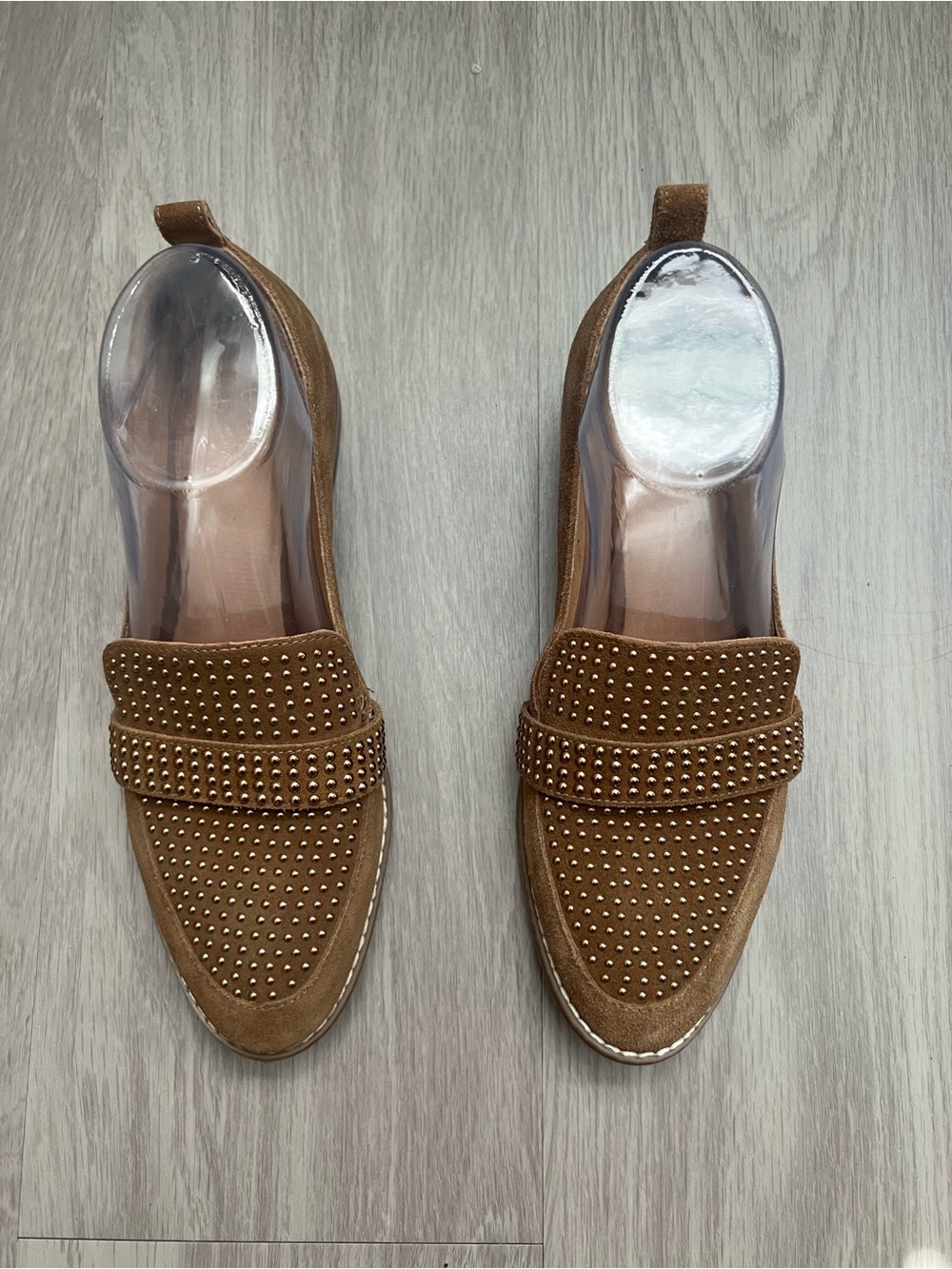 Crown Vintage Tan Suede Studded Penny Loafers Size 7.5M